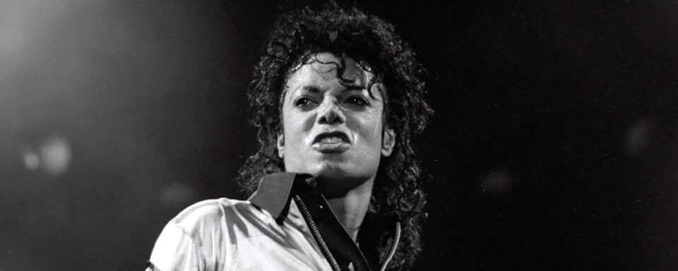 13-anos-sem-Michael-Jackson-confira-uma-playlist-com-os-maiores-sucessos-do-artista-1024x384
