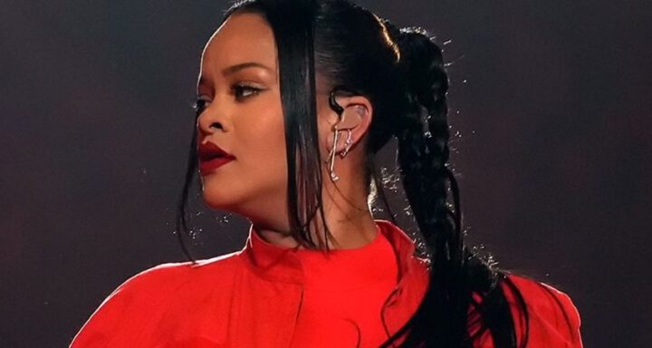 Rihanna-conquista-feito-inedito-no-Spotify-com-Diamonds-1024x384